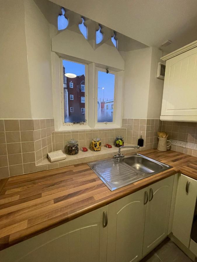 Gated Stunning Period Studio In Vibrant Bristol Esterno foto
